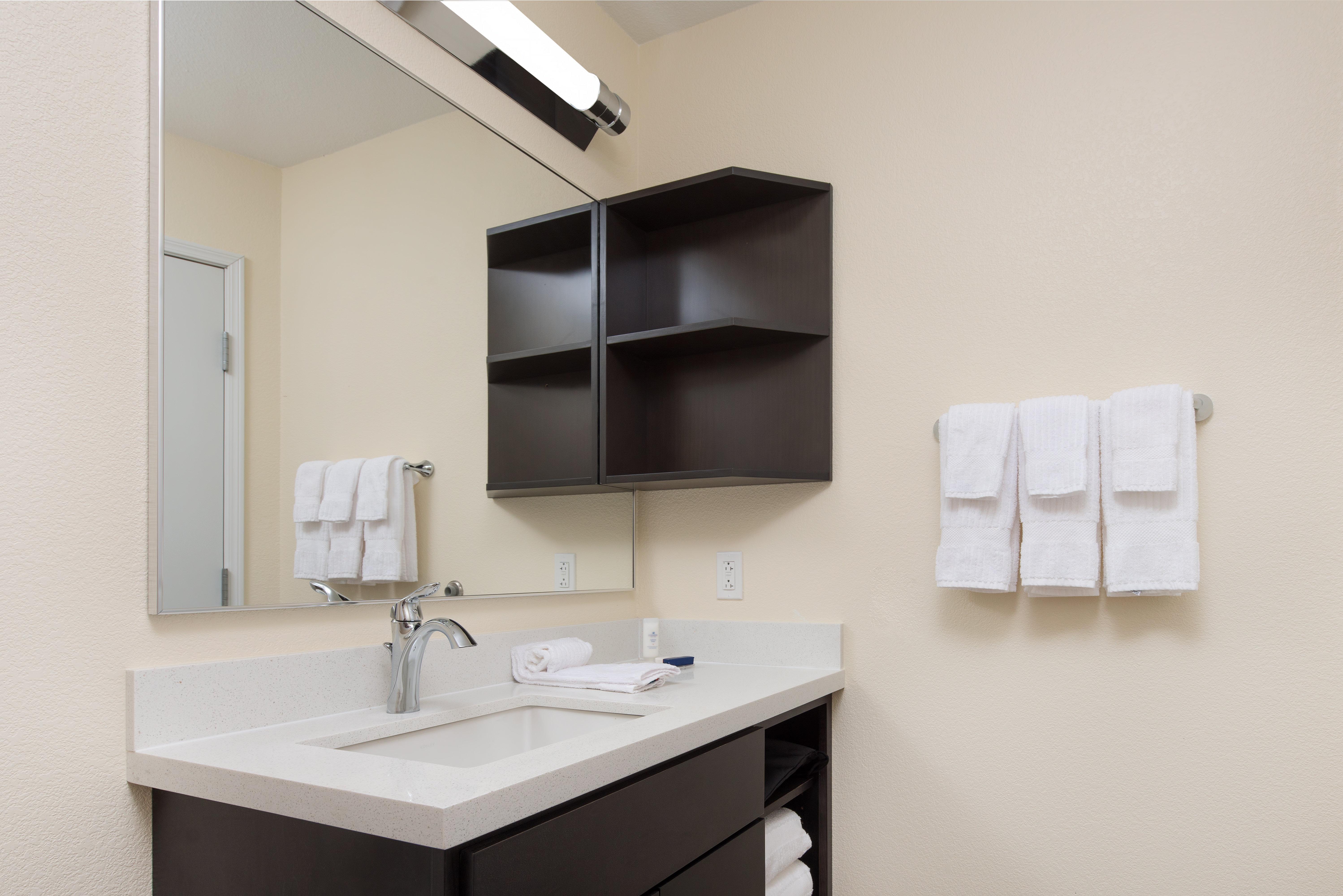 Candlewood Suites Columbia Hwy 63 & I-70 By Ihg Exteriör bild